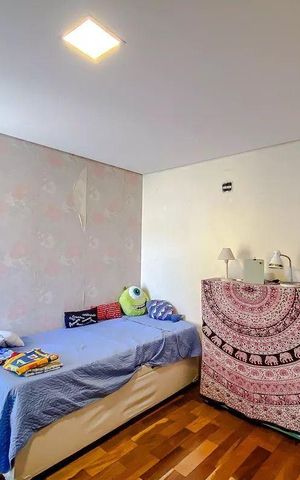 Casa à venda com 494m², 4 quartos e 4 vagas