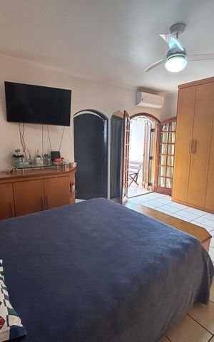 Casa à venda com 300m², 5 quartos e 5 vagas Casa à venda com 300m², 5 quartos e 5 vagasQuarto 5