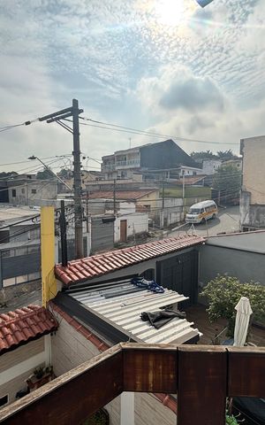 Casa à venda com 300m², 5 quartos e 5 vagas Casa à venda com 300m², 5 quartos e 5 vagasVista da varanda