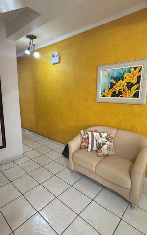 Casa à venda com 300m², 5 quartos e 5 vagas Casa à venda com 300m², 5 quartos e 5 vagasSala de jantar