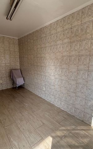 Casa à venda com 300m², 5 quartos e 5 vagas Casa à venda com 300m², 5 quartos e 5 vagasSala/Cozinha