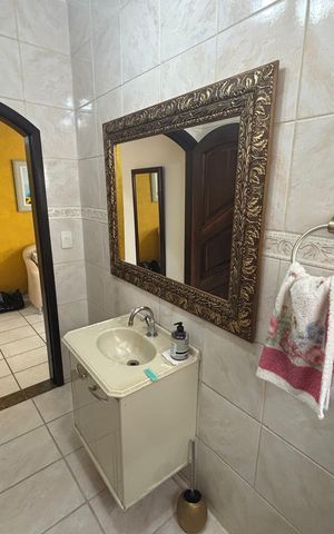 Casa à venda com 300m², 5 quartos e 5 vagas Casa à venda com 300m², 5 quartos e 5 vagasBanheiro 1