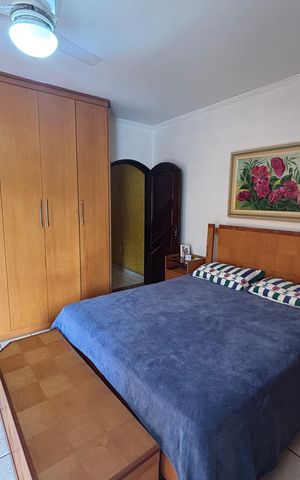 Casa à venda com 300m², 5 quartos e 5 vagas Casa à venda com 300m², 5 quartos e 5 vagasQuarto 5