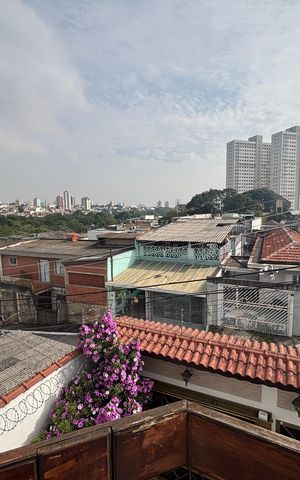 Casa à venda com 300m², 5 quartos e 5 vagas Casa à venda com 300m², 5 quartos e 5 vagasVista da varanda