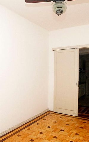 Apartamento à venda com 58m², 1 quarto e sem vagaQuarto
