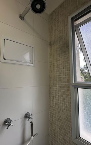 Apartamento à venda com 158m², 3 quartos e 3 vagas Apartamento à venda com 158m², 3 quartos e 3 vagasBanheiro da Suíte 2