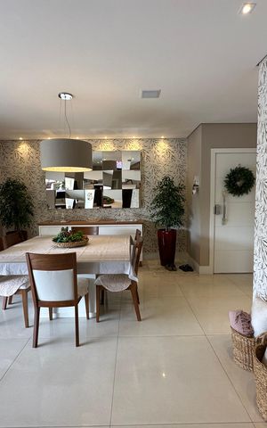 Apartamento à venda com 158m², 3 quartos e 3 vagas Apartamento à venda com 158m², 3 quartos e 3 vagasSala de Jantar