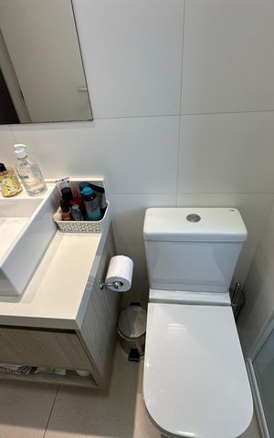 Apartamento à venda com 158m², 3 quartos e 3 vagas Apartamento à venda com 158m², 3 quartos e 3 vagasBanheiro da Suíte 1