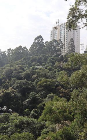 Apartamento à venda com 158m², 3 quartos e 3 vagas Apartamento à venda com 158m², 3 quartos e 3 vagasVaranda da Sala