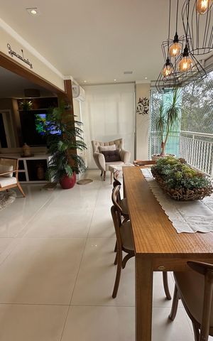 Apartamento à venda com 158m², 3 quartos e 3 vagas Apartamento à venda com 158m², 3 quartos e 3 vagasVaranda da Sala