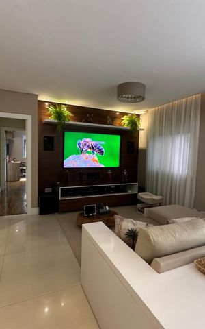 Apartamento à venda com 158m², 3 quartos e 3 vagas Apartamento à venda com 158m², 3 quartos e 3 vagasSala de TV