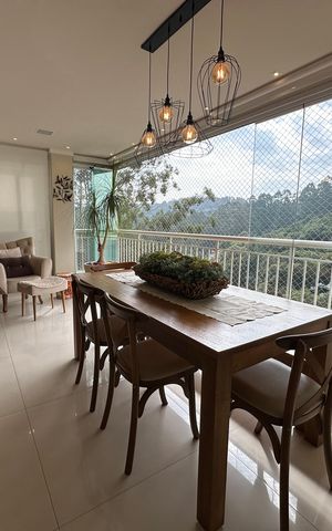 Apartamento à venda com 158m², 3 quartos e 3 vagas Apartamento à venda com 158m², 3 quartos e 3 vagasVaranda da Sala