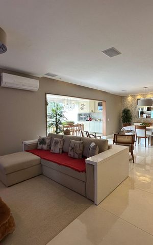 Apartamento à venda com 158m², 3 quartos e 3 vagas Apartamento à venda com 158m², 3 quartos e 3 vagasSala de TV