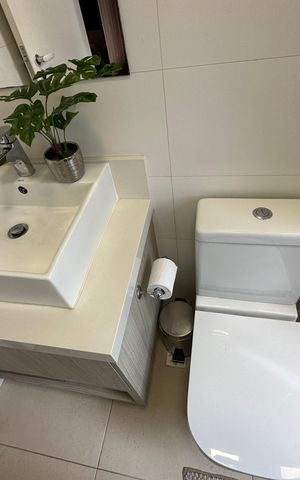 Apartamento à venda com 158m², 3 quartos e 3 vagas Apartamento à venda com 158m², 3 quartos e 3 vagasBanheiro da Suíte 2