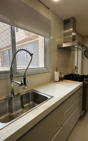 Apartamento à venda com 158m², 3 quartos e 3 vagas Apartamento à venda com 158m², 3 quartos e 3 vagasCozinha