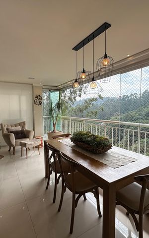 Apartamento à venda com 158m², 3 quartos e 3 vagas Apartamento à venda com 158m², 3 quartos e 3 vagasVaranda da Sala