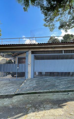Casa para alugar com 50m², 1 quarto e sem vaga Casa para alugar com 50m², 1 quarto e sem vagaFachada