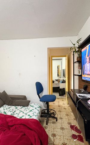 Casa à venda com 200m², 4 quartos e 2 vagas Casa à venda com 200m², 4 quartos e 2 vagasSala - Casa 3