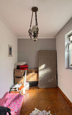 Casa à venda com 200m², 4 quartos e 2 vagas Casa à venda com 200m², 4 quartos e 2 vagasQuarto 1 - Casa 1