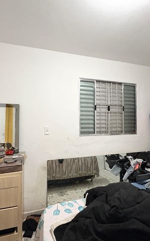 Casa à venda com 200m², 4 quartos e 2 vagas Casa à venda com 200m², 4 quartos e 2 vagasQuarto - Casa 3