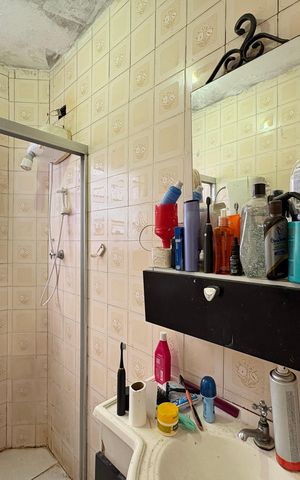 Casa à venda com 200m², 4 quartos e 2 vagas Casa à venda com 200m², 4 quartos e 2 vagasBanheiro - Casa 2