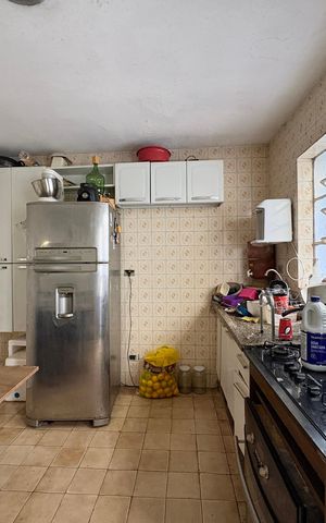 Casa à venda com 200m², 4 quartos e 2 vagas Casa à venda com 200m², 4 quartos e 2 vagasCozinha - Casa 2