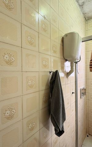 Casa à venda com 200m², 4 quartos e 2 vagas Casa à venda com 200m², 4 quartos e 2 vagasBanheiro - Casa 2