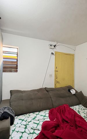 Casa à venda com 200m², 4 quartos e 2 vagas Casa à venda com 200m², 4 quartos e 2 vagasSala - Casa 3