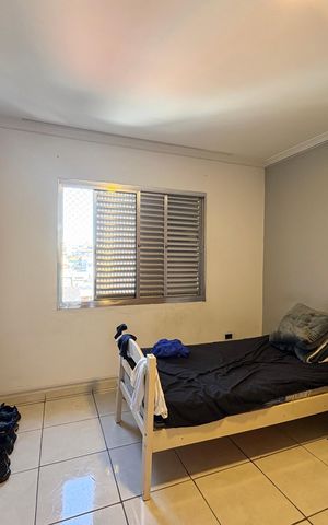 Casa à venda com 200m², 4 quartos e 2 vagas Casa à venda com 200m², 4 quartos e 2 vagasQuarto 2 - Casa 1