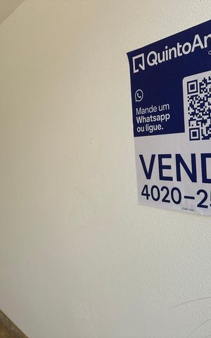 Casa de condomínio à venda com 936m², 4 quartos e 8 vagas Casa de condomínio à venda com 936m², 4 quartos e 8 vagasPlaca