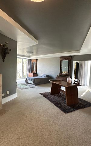 Casa de condomínio à venda com 936m², 4 quartos e 8 vagas Casa de condomínio à venda com 936m², 4 quartos e 8 vagasSuíte 1