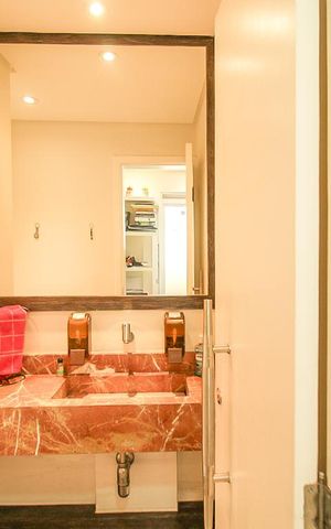 Apartamento para alugar com 130m², 2 quartos e 2 vagasLavabo