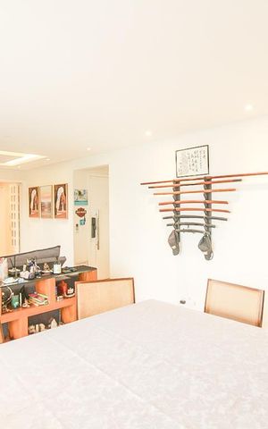 Apartamento para alugar com 130m², 2 quartos e 2 vagasSala