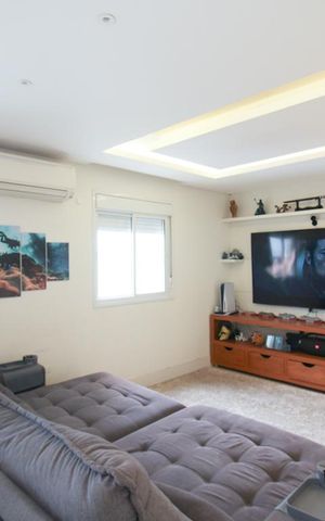 Apartamento para alugar com 130m², 2 quartos e 2 vagasSala