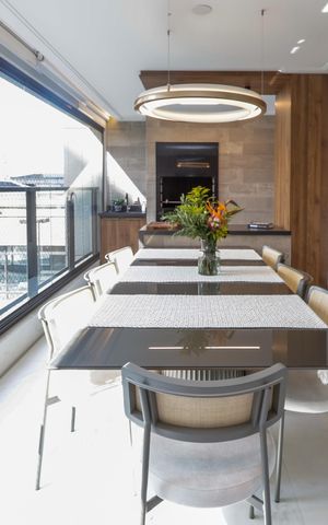 Apartamento à venda com 142m², 3 quartos e 2 vagas