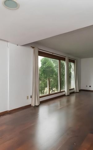 Apartamento para alugar com 151m², 3 quartos e 1 vaga Apartamento para alugar com 151m², 3 quartos e 1 vagaSala