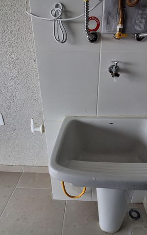 Apartamento à venda com 73m², 2 quartos e 1 vaga Apartamento à venda com 73m², 2 quartos e 1 vagaÁrea de Serviço