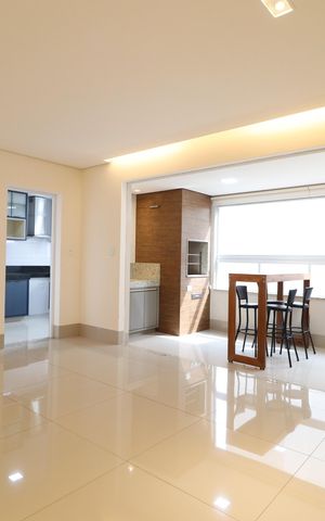 Apartamento para alugar com 102m², 3 quartos e 2 vagasSala