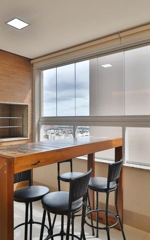 Apartamento para alugar com 102m², 3 quartos e 2 vagasVaranda