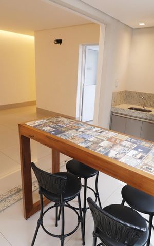 Apartamento para alugar com 102m², 3 quartos e 2 vagasVaranda