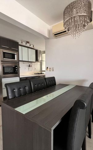 Apartamento à venda com 91m², 3 quartos e 2 vagas Apartamento à venda com 91m², 3 quartos e 2 vagasCozinha