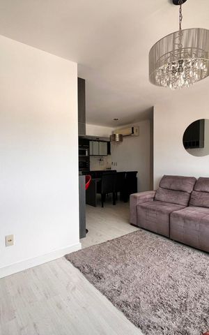 Apartamento à venda com 91m², 3 quartos e 2 vagas Apartamento à venda com 91m², 3 quartos e 2 vagasSala