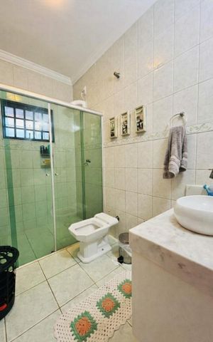 Apartamento para alugar com 200m², 3 quartos e 5 vagas Apartamento para alugar com 200m², 3 quartos e 5 vagasBanheiro