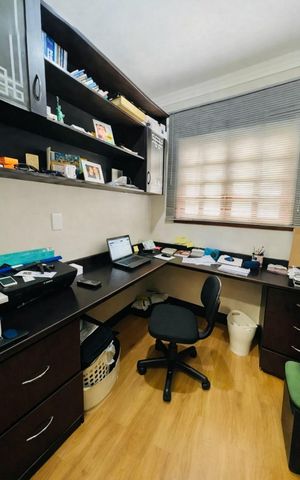 Apartamento para alugar com 200m², 3 quartos e 5 vagas Apartamento para alugar com 200m², 3 quartos e 5 vagasQuarto