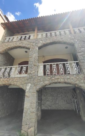 Casa à venda com 460m², 6 quartos e 4 vagas