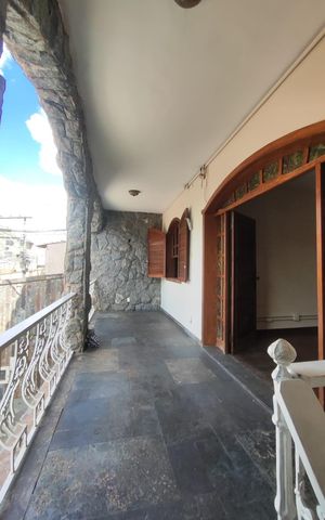 Casa à venda com 460m², 6 quartos e 4 vagas