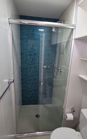 Apartamento à venda com 45m², 2 quartos e 1 vaga Apartamento à venda com 45m², 2 quartos e 1 vagaBanheiro