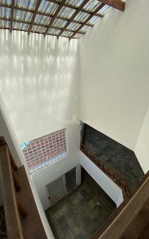 Casa à venda com 216m², 1 quarto e 2 vagas