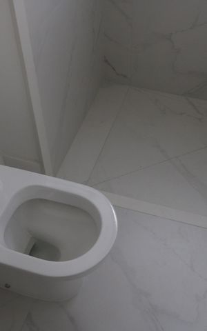 Apartamento à venda com 222m², 4 quartos e 5 vagasBanheiro 2