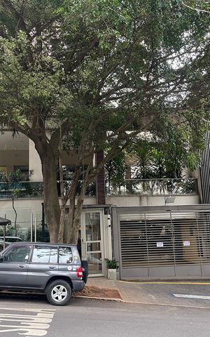 Apartamento à venda com 222m², 4 quartos e 5 vagas Apartamento à venda com 222m², 4 quartos e 5 vagasFachada do Prédio